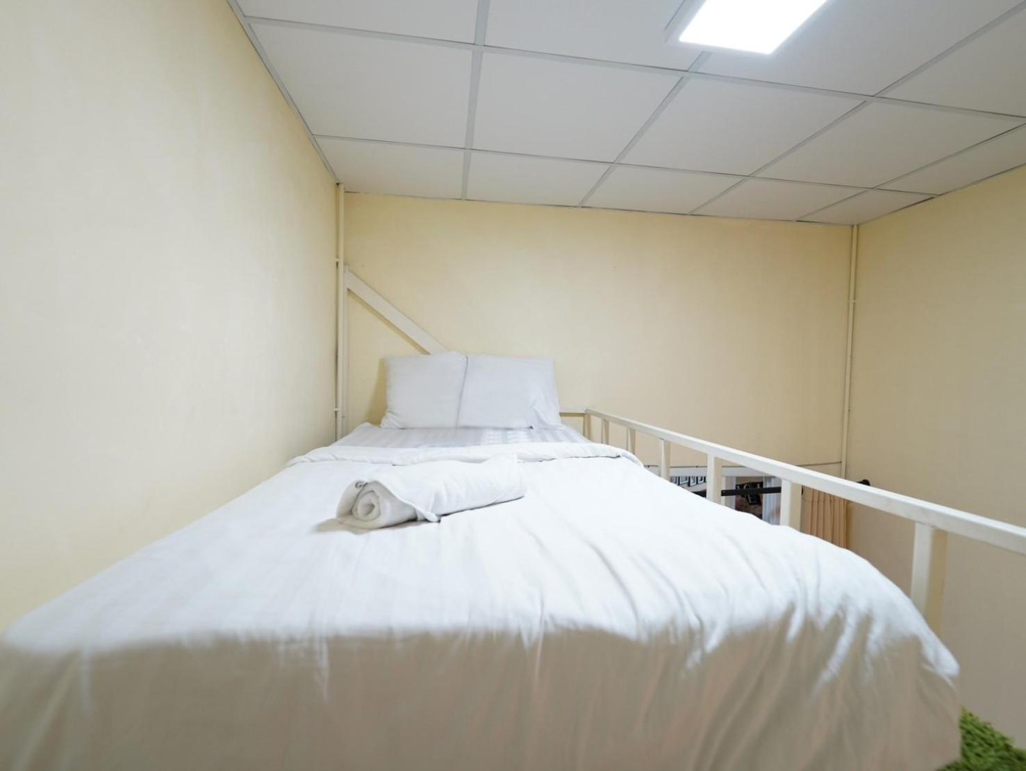 Ez Sleep @ Ratchada 19 Vandrerhjem Bangkok Eksteriør bilde