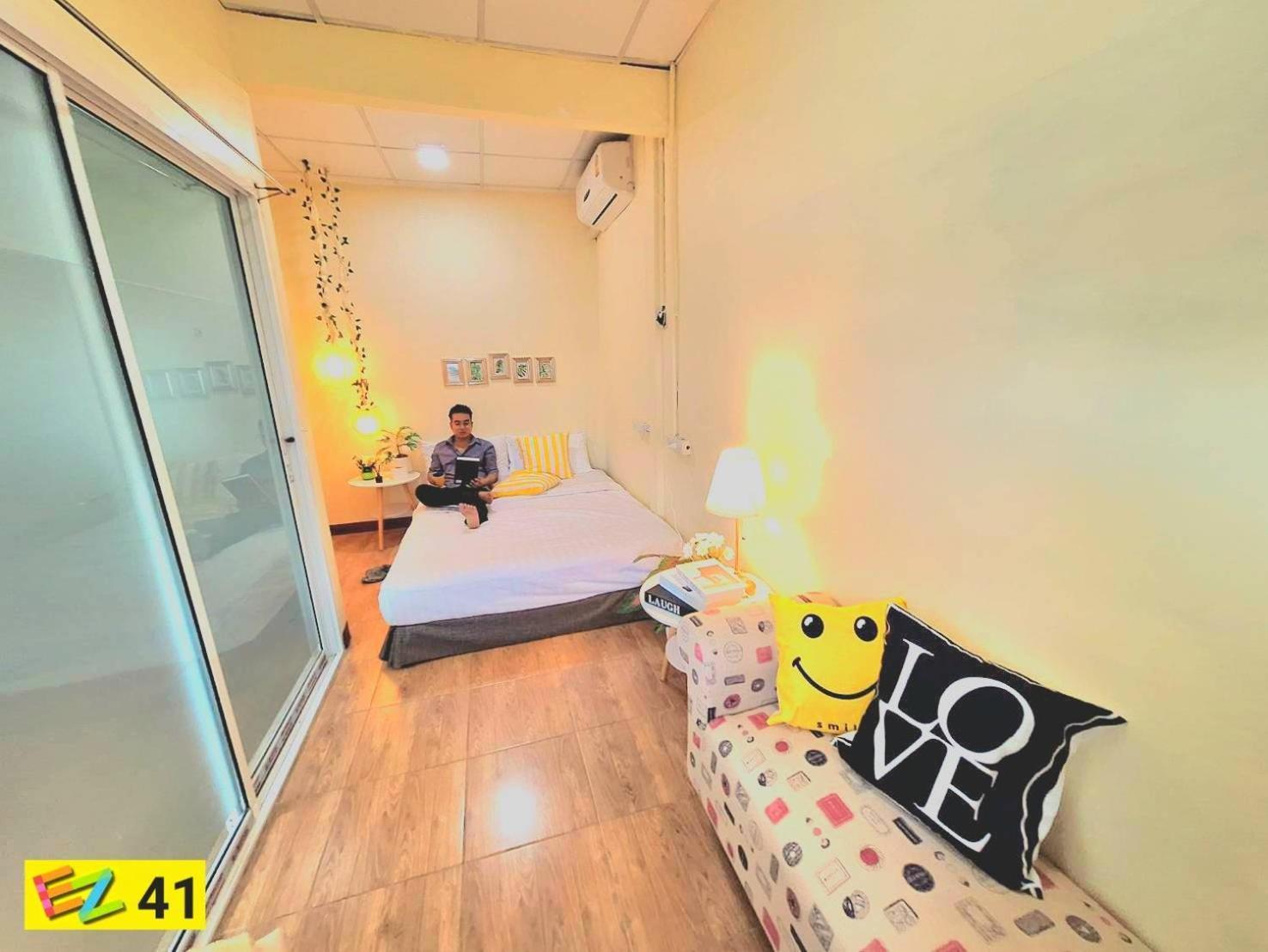 Ez Sleep @ Ratchada 19 Vandrerhjem Bangkok Eksteriør bilde